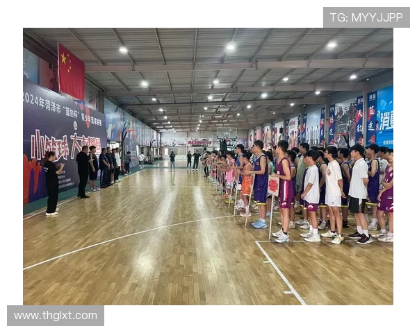 篮球比赛中同时出界判定，规则究竟是如何界定的？